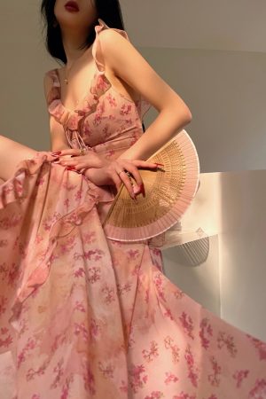 Elegant Long Floral Dress with Spaghetti Straps - Summer Dream Begonia Waist-Defining Vacation Style, Perfect for 90s and Y2K Fashion