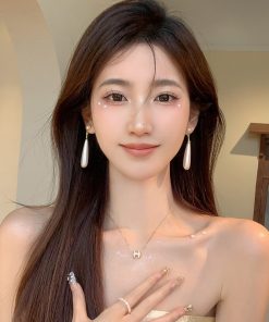 Elegant Long Pearl Stud Earrings with Tassels, 2025 High-End Water Drop Aesthetic Accessories