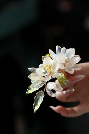 Elegant Magnolia Flower Hairpin - Ancient Style Hair Accessories for Qipao & Hanfu, Daily Dress Ornaments, Classical Side Clip