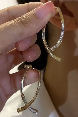 Elegant Metal Cross-Inlaid Diamond Earrings for Women - High-End Minimalist Ethnic Style Silver Studs