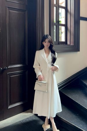 Elegant Mid-Length White Woolen Coat for Women - High-End Lapel Design, Chic Winter Outerwear, Timeless Style