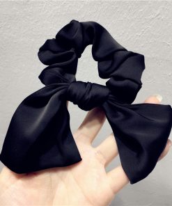 Elegant Minimalist Solid Color Bow Pleated Hair Tie - High-End Fabric Rubber Band for Chic Hairstyles - 2025 Style