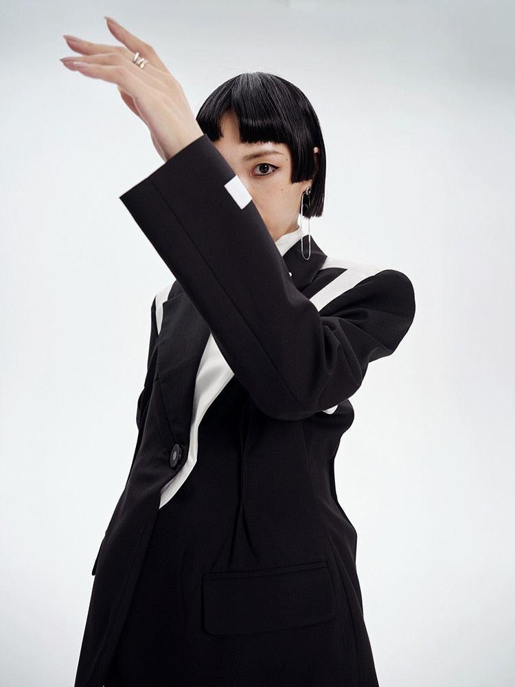 Elegant Modest Everyday Outfits, Feminine Corporate Outfit - Single Button Color Block Blazer Elegant Modest Everyday Outfits, Feminine Corporate Outfit - Single Button Color Block Blazer