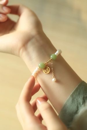 Elegant Natural Pearl and Hetian Jade Blessing Pendant Bracelet for Women - Chinese Style Light Luxury Mother's Day Gift