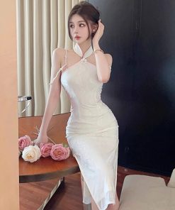 Elegant Off-Shoulder Halter Neck Cheongsam Evening Dress - High-End Light Luxury Party Dress for a Chic Look