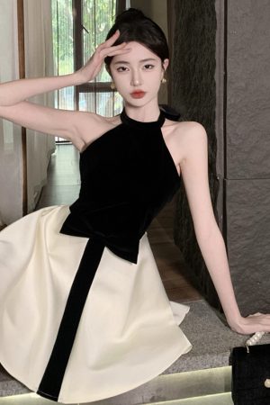 Elegant Off-Shoulder Halter Neck Party Dress - Summer 2025 Women's Hepburn Style for a Sophisticated Look