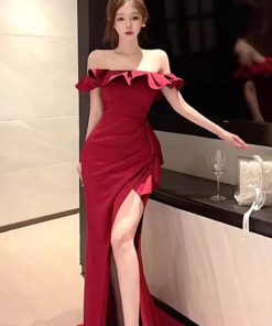 Elegant One-Shoulder Long Dress with Ruffles, High-Slit Evening Gown for Women, Sophisticated Formal Wear