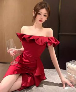 Elegant One-Shoulder Long Dress with Ruffles, High-Slit Evening Gown for Women, Sophisticated Formal Wear