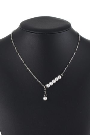 Elegant Pearl Tassel Necklace for Women - Minimalist Clavicle Chain, Fashionable Niche Design, Perfect for Everyday Wear