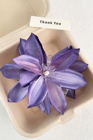 Elegant Purple Floral Hair Clip - High-End Back Bun Hair Claw Accessory for Women, Chic Temperament, Perfect for 90s and Y2K Styles