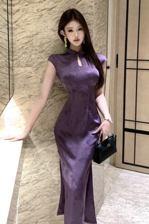 Elegant Purple Jacquard Qipao Dress with Slits - Stylish Summer Dress for Daily Wear in Modern Chinese Style