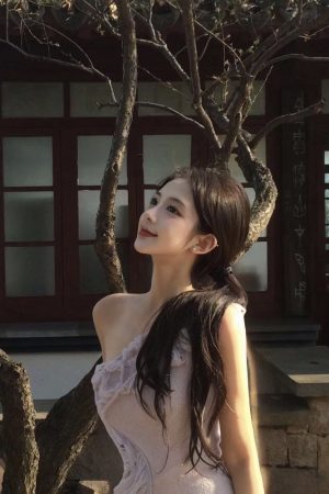 Elegant Purple Knitted Mermaid Dress with Asymmetrical Shoulder Design - Sexy Slim Fit Iris Drooping Style for Trendy Looks
