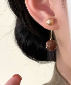 Elegant Retro Coffee-Colored Pearl Round Ball Drop Earrings - Versatile Vintage-Inspired Jewelry for a Chic Look