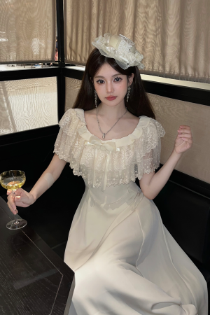 Elegant Retro Floral Lace Summer Long Dress with Cape Design - Perfect for 90s and Y2K Inspired Fashion