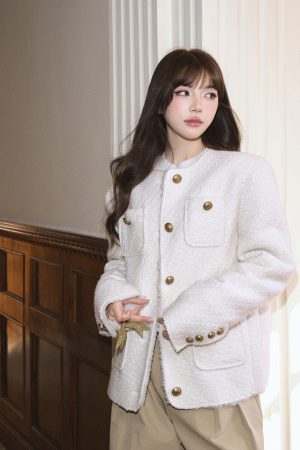 Elegant Round Neck Woolen Coat for Women - Slim Fit, Long Sleeve, Warm Autumn Winter Outerwear, Flattering Design, High-End Feel