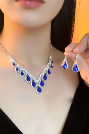 Elegant Royal Blue Water Drop Necklace Set - High-End Versatile Clavicle Chain for Evening Wear, Fashion Accessory for Brides