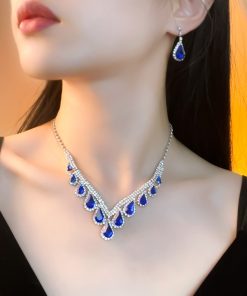 Elegant Royal Blue Water Drop Necklace Set - High-End Versatile Clavicle Chain for Evening Wear, Fashion Accessory for Brides