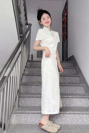 Elegant Short-Sleeve Qipao Dress for Women - Waist-Cinching, High-Quality Chinese Style, Summer National Dress with Stand Collar