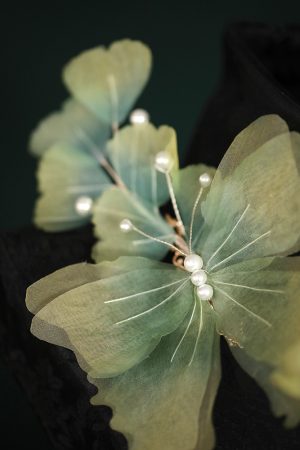 Elegant Silk Embossed Butterfly Hairpin Side Clip - Fairy-Inspired Tang Style Hanfu Hair Accessory for Girls