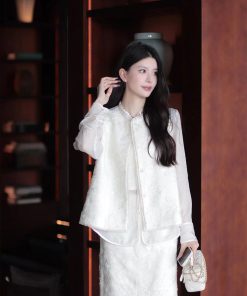 Elegant Sleeveless Jacket Vest in New Chinese Style - Women's Moonlight Listening to the Wind Design for Spring 2025 Fashion