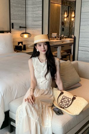 Elegant Sleeveless Long French Heavy Knit Dress for Women - Summer 90s Inspired Casual Style