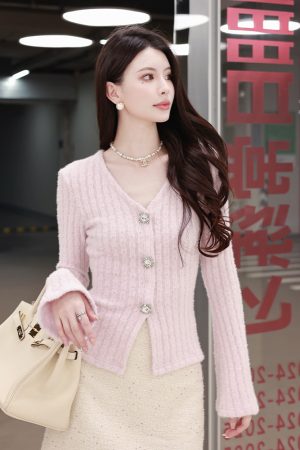 Elegant Slim Fit Heavy-Duty Long Sleeve Knitted Cardigan for Women - One-Click Slimming, Chic Designer Style, Perfect for Layering