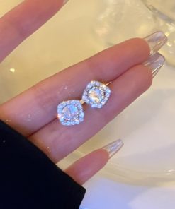 Elegant Square Diamond Inlaid Ear Studs - Shiny Silver Needle Earrings for Women, Trendy 2025 Commuting Style