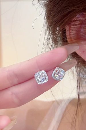 Elegant Square Diamond Inlaid Ear Studs - Shiny Silver Needle Earrings for Women, Trendy 2025 Commuting Style