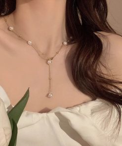 Elegant Starry Sky Tassel Pearl Necklace for Women, Trendy Clavicle Chain, Light Luxury Accessory for 2025