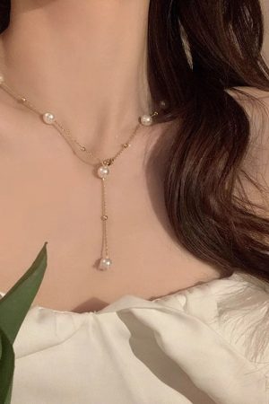 Elegant Starry Sky Tassel Pearl Necklace for Women, Trendy Clavicle Chain, Light Luxury Accessory for 2025