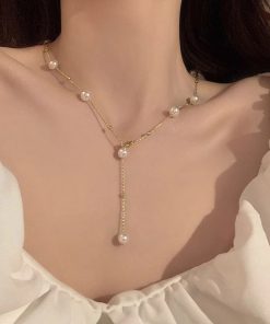 Elegant Starry Sky Tassel Pearl Necklace for Women, Trendy Clavicle Chain, Light Luxury Accessory for 2025