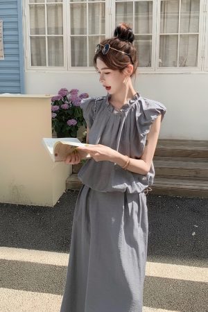 Elegant Summer Slimming Top and Skirt Set - Age-Reducing May Day OOTD with Socialite Charm