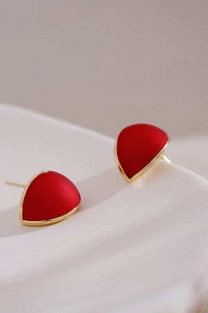 Elegant Tea-Colored Arc-Shaped Ear Studs, Retro French Hepburn Style Earrings, Unique High-End Design for Timeless Chic