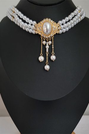 Elegant Vintage French Choker Necklace with Oval Pearl and Tassel Design, Diamond Inlay Collar Chain for Women