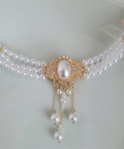 Elegant Vintage French Choker Necklace with Oval Pearl and Tassel Design, Diamond Inlay Collar Chain for Women