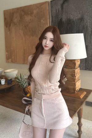 Elegant Vintage Style Knitted Sweater for Spring Autumn - Slim Fit with Artistic Temperament - Perfect for 90s and Y2K Fashion Lovers