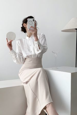 Elegant White Chinese Style Stand Collar Shirt for Women - Bamboo and Bird Design, Han Element Top for Spring 2025
