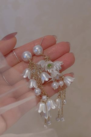 Elegant White Lily of the Valley Bead Tassel Drop Earrings for Women - Long Seaside Vacation Style Ear Accessories