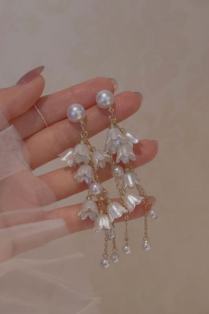 Elegant White Lily of the Valley Bead Tassel Drop Earrings for Women - Long Seaside Vacation Style Ear Accessories