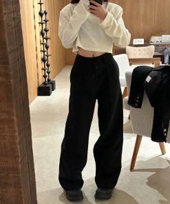 Elegant Women's Cropped Long Sleeve High-Neck T-Shirt - Loose Fit Inner Layer Shirt for a Chic, Slim Look