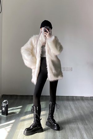 Elegant Women's Faux Fox Fur Coat with Stand Collar - Ice and Snow Beauty Rich Girl Style, Perfect for Winter Outerwear