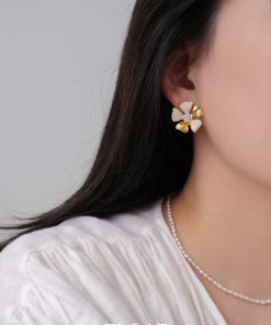 Elegant Women's French Floral Drip Glaze Earrings with Sparkling Diamond Details - Gold Flower Ear Clips