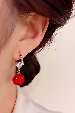Elegant Women's Red Pomegranate Cubic Zirconia Ear Clips - Unique Light Luxury Fashion Earrings for Autumn Winter Style