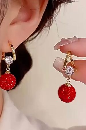 Elegant Women's Red Pomegranate Cubic Zirconia Ear Clips - Unique Light Luxury Fashion Earrings for Autumn Winter Style