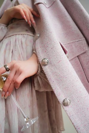 Elegant Wool Cape Jacket - Vintage Tweed Coat with Camellia Mousse Fragrance - Chic Women's Outerwear for Timeless Style