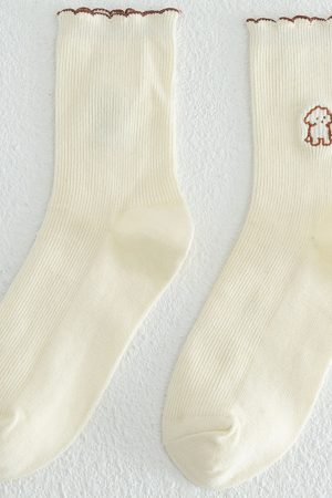 Embroidered Badge Mid-Tube Socks for Women - Spring Autumn Cotton JK Style - 3 Pairs of Cute Pudding Bear Student Uniform Socks