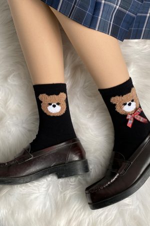 Embroidered Badge Mid-Tube Socks for Women - Spring Autumn Cotton JK Style - 3 Pairs of Cute Pudding Bear Student Uniform Socks