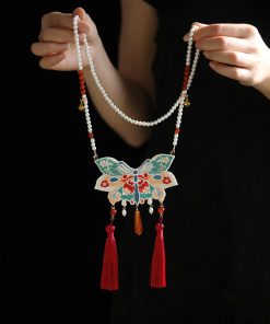 Embroidered Butterfly Tassel Necklace for Women - National Style Hanfu Accessories for Autumn & Winter, Ancient Qipao Jewelry