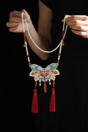 Embroidered Butterfly Tassel Necklace for Women - National Style Hanfu Accessories for Autumn & Winter, Ancient Qipao Jewelry