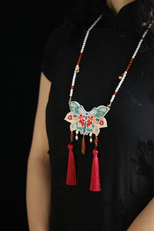 Embroidered Butterfly Tassel Necklace for Women - National Style Hanfu Accessories for Autumn & Winter, Ancient Qipao Jewelry